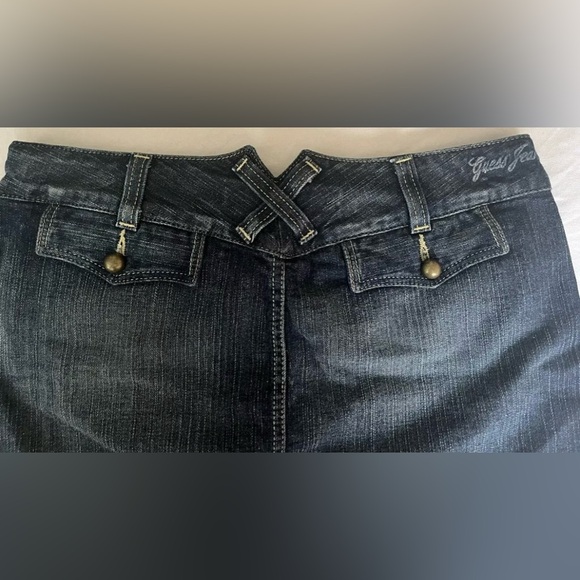 Guess Denim Mini Skirt Chadwick Wash Womens Size 28 bought at Bloomies NYC VTG - Picture 2 of 10